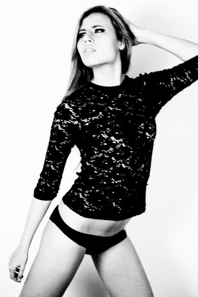 Elisa — Model & Hostess in Milano photo 7