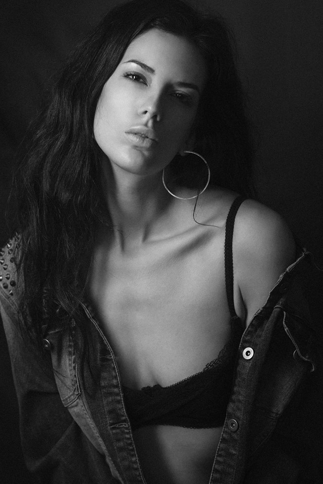 Elodie — Model & Hostess in Herstal photo 1