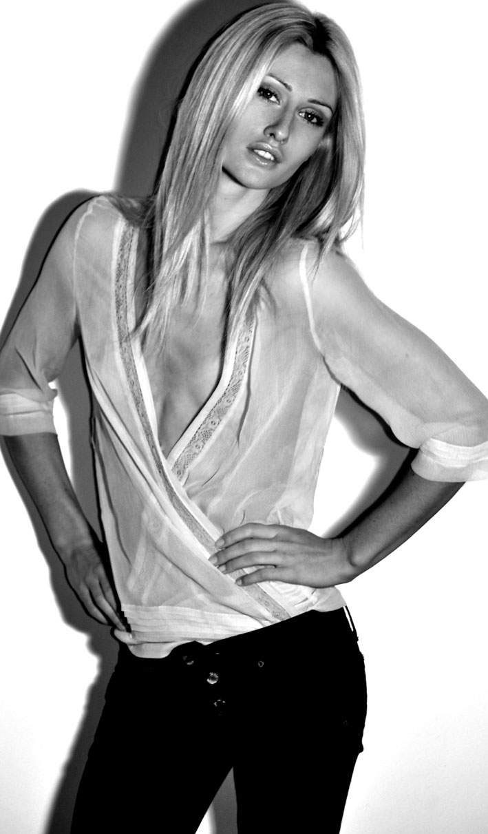 Olga — Model & Hostess in Bologna photo 20