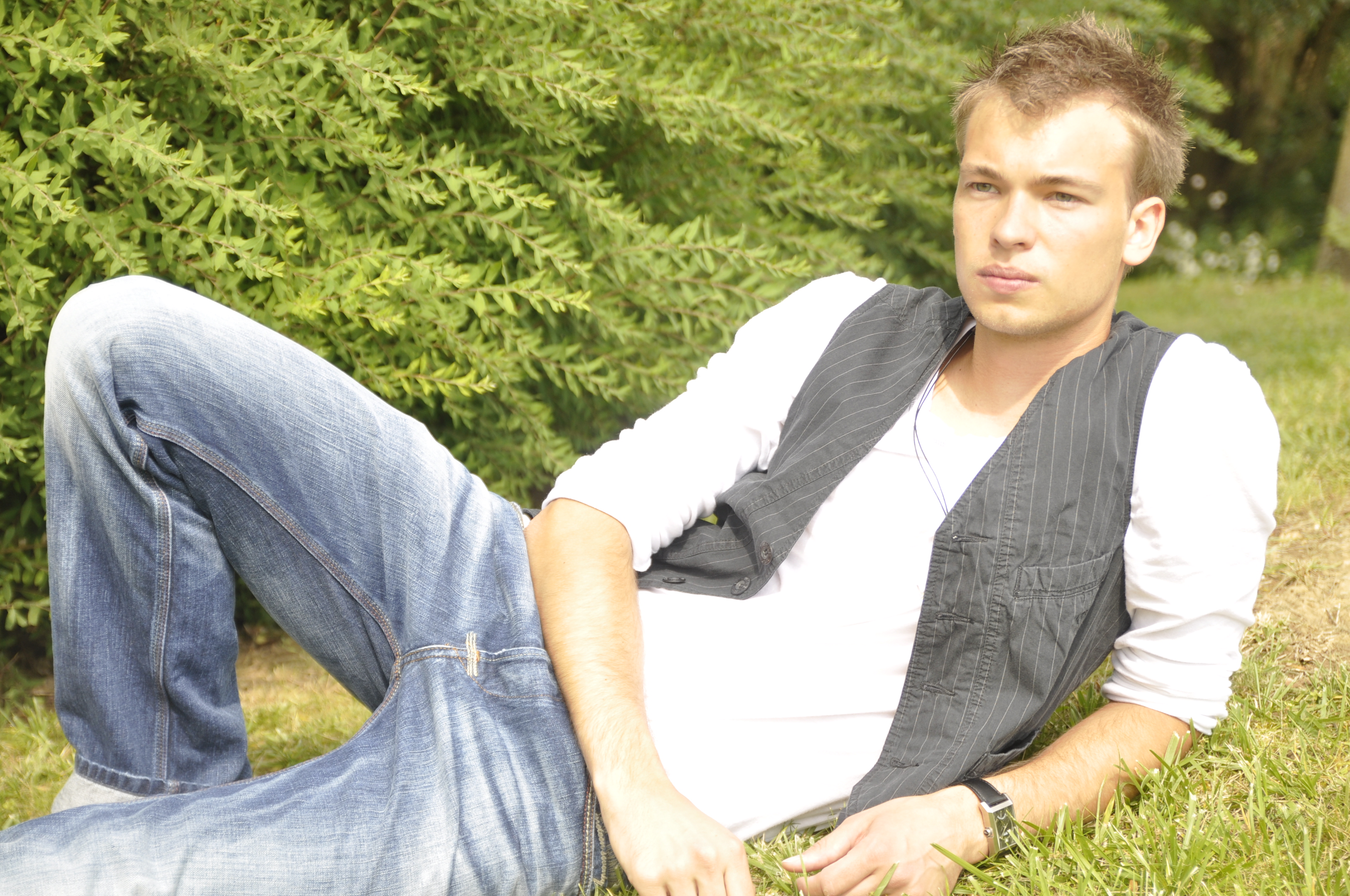 Nicolas — Model & Host in Pontoise photo 12