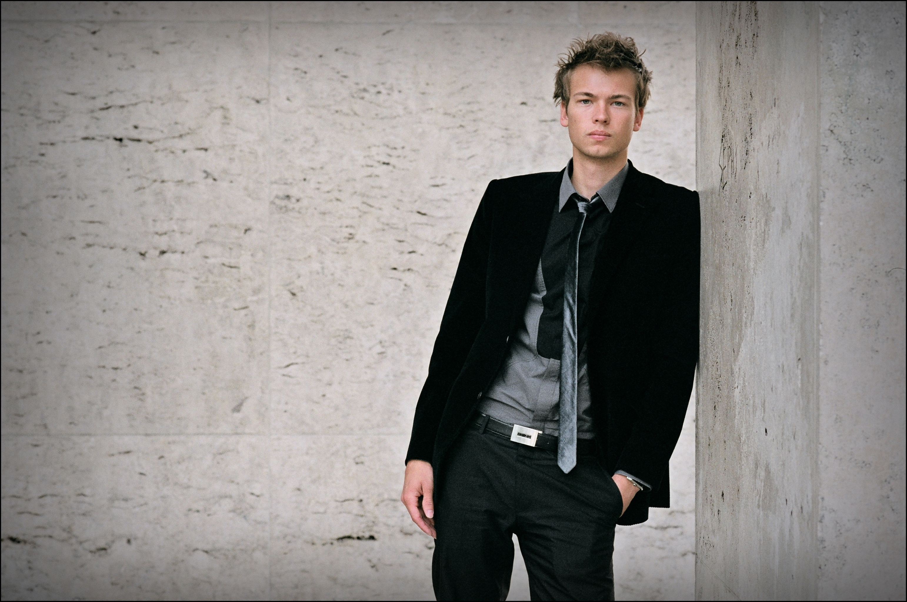 Nicolas — Model & Host in Pontoise photo 5