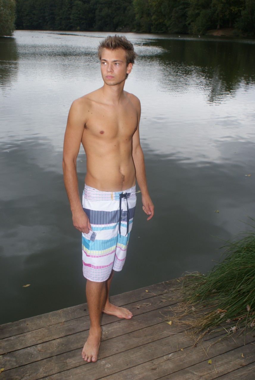 Nicolas — Model & Host in Pontoise photo 7