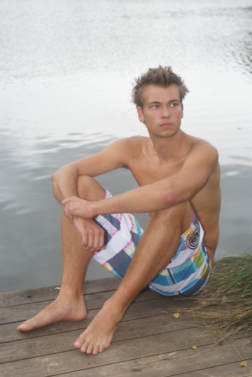 Nicolas — Model & Host in Pontoise photo 9
