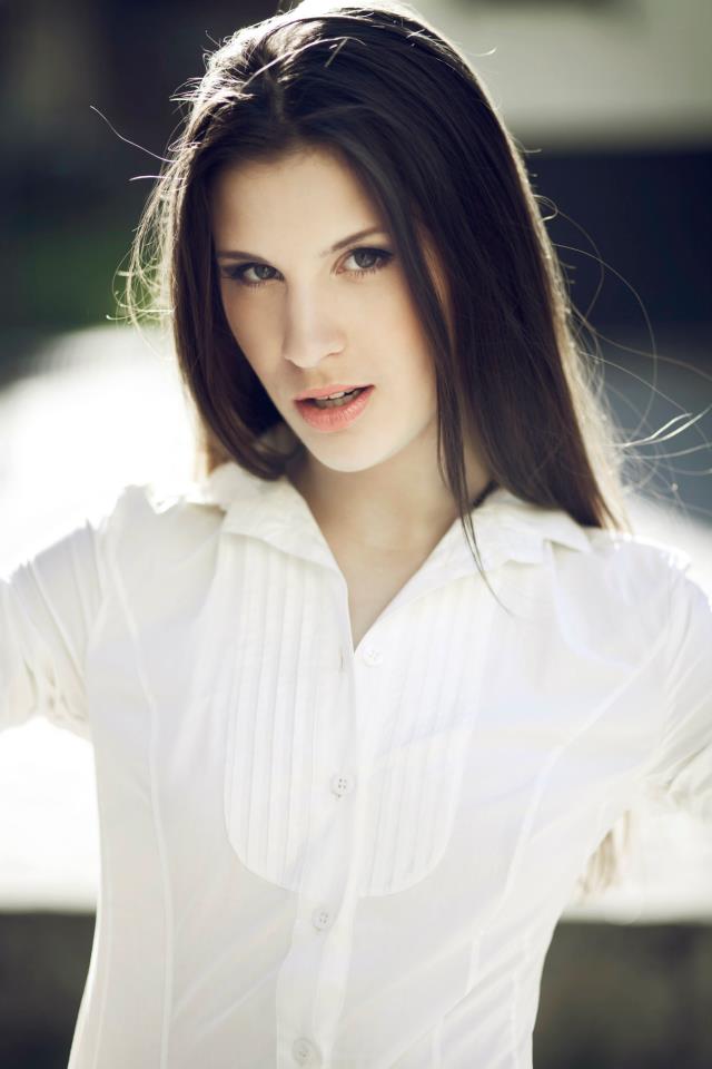 Eglė — Model & Hostess in Milano photo 16