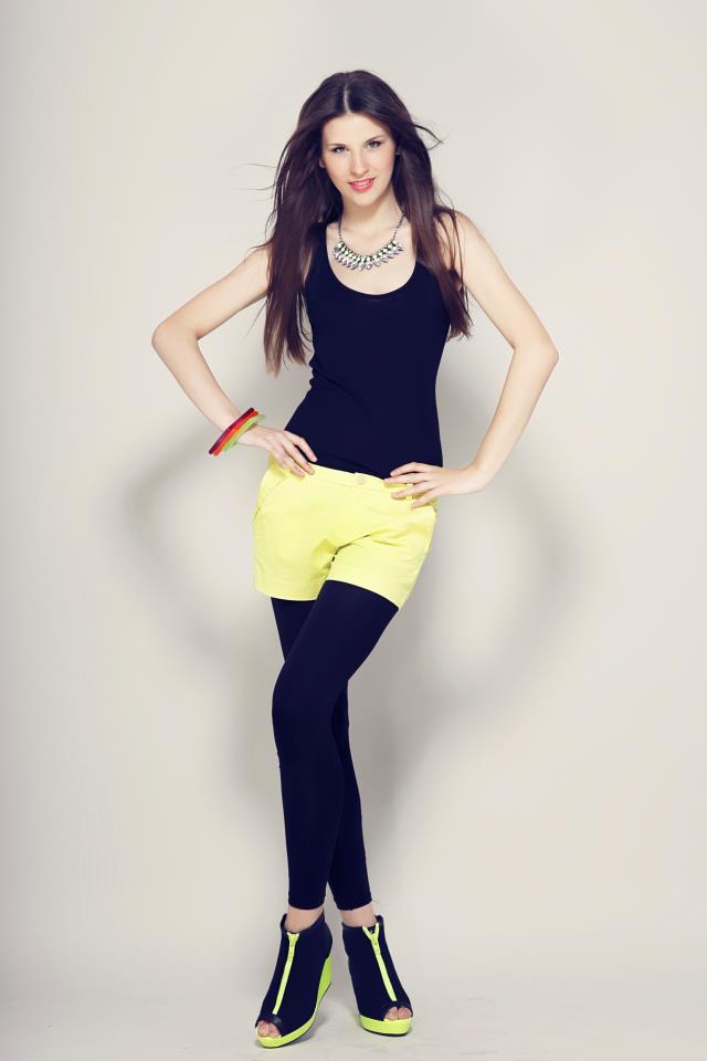 Eglė — Model & Hostess in Milano photo 21
