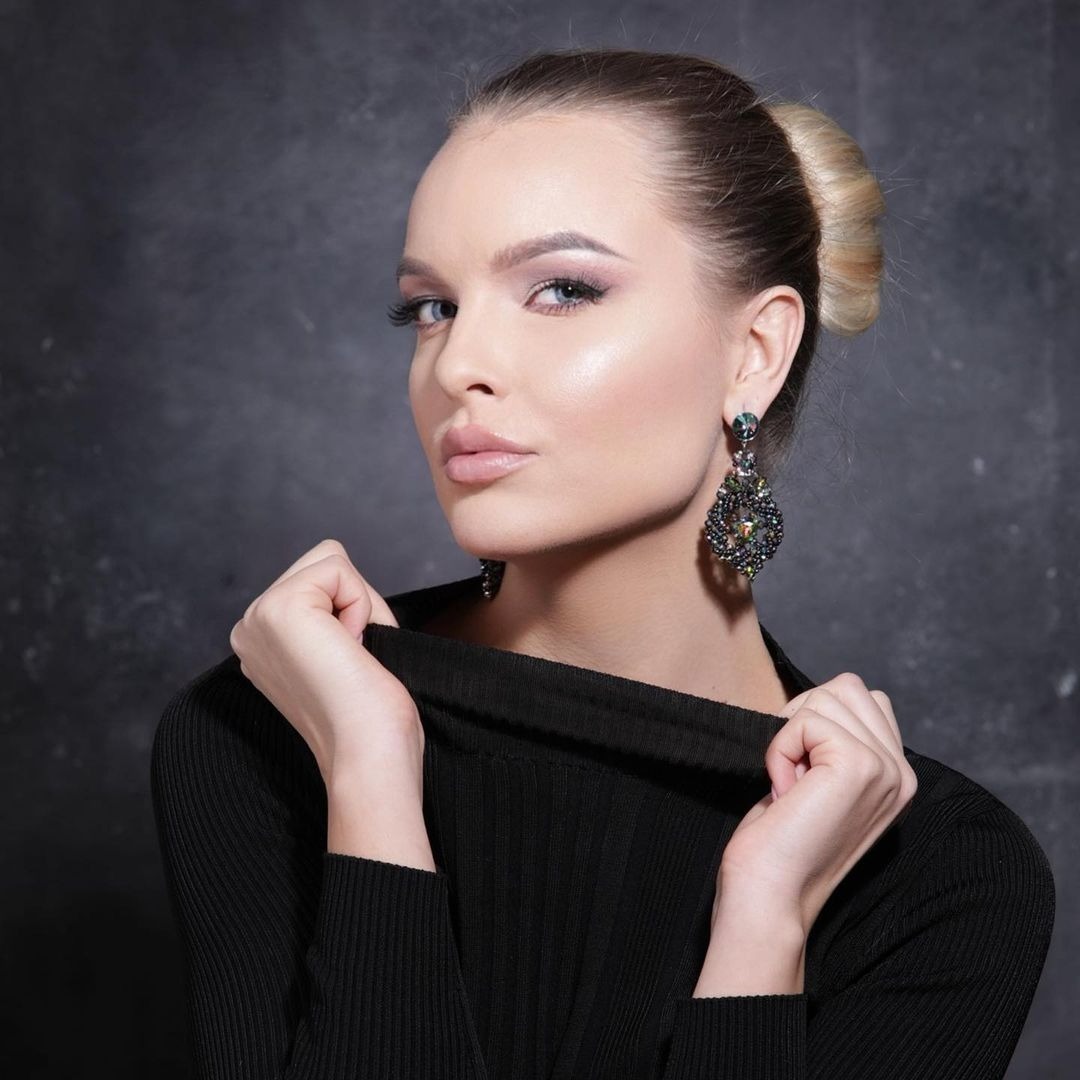 Gintarė — Model & Hostess in Milano photo 8