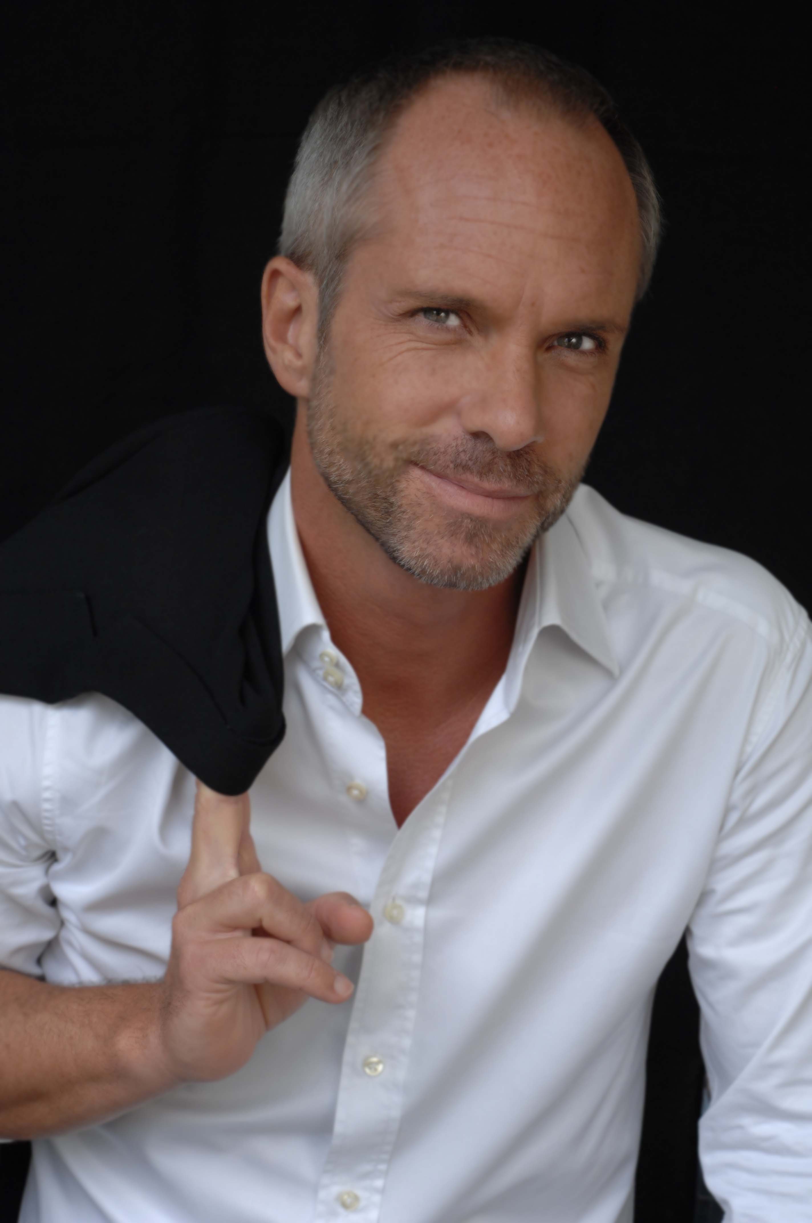 Jan — Model & Host in Paris photo 8
