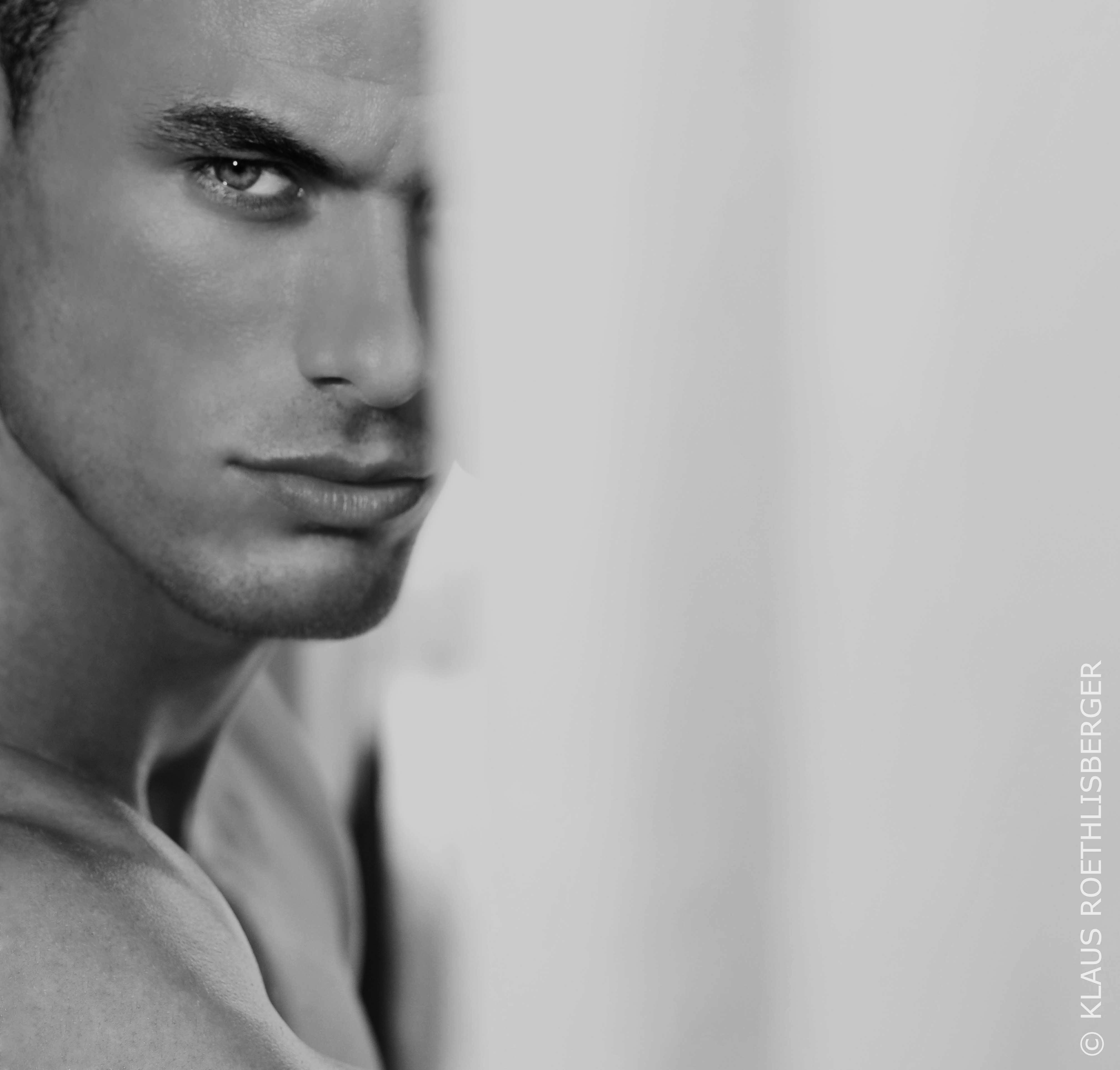 David — Model & Host in Toulon photo 6