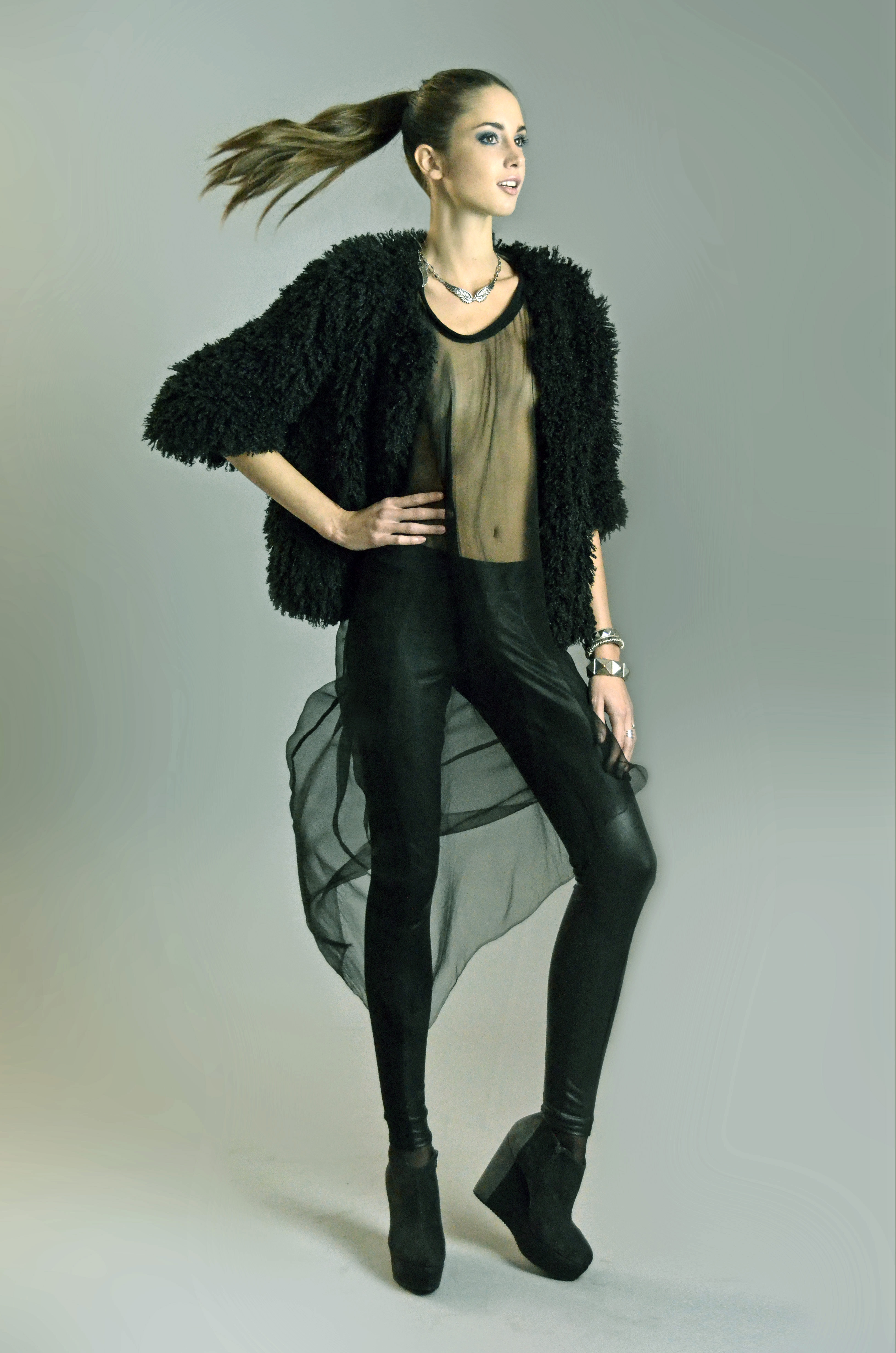 Sara — Model & Hostess in Milano photo 3