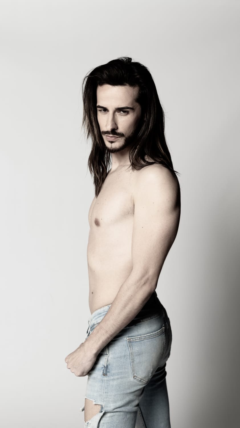 Andrea — Model & Host in Roma photo 5