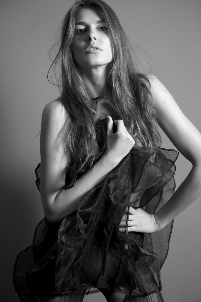 Kinga — Model & Hostess in Milano photo 8