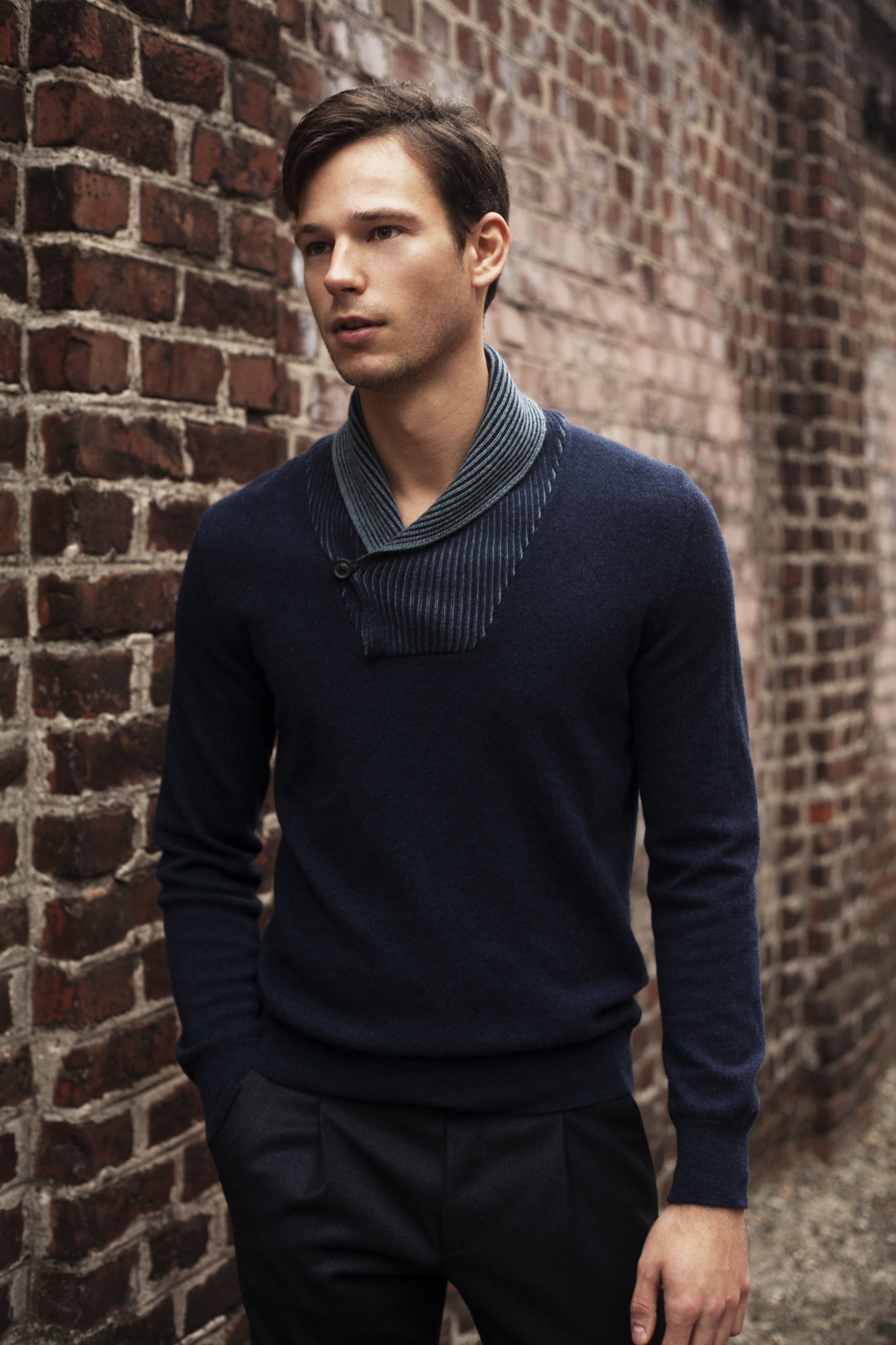 Gediminas — Model & Host in Vilnius photo 9