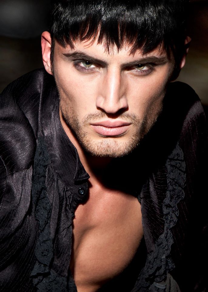 Simone — Model & Host in Milano photo 2