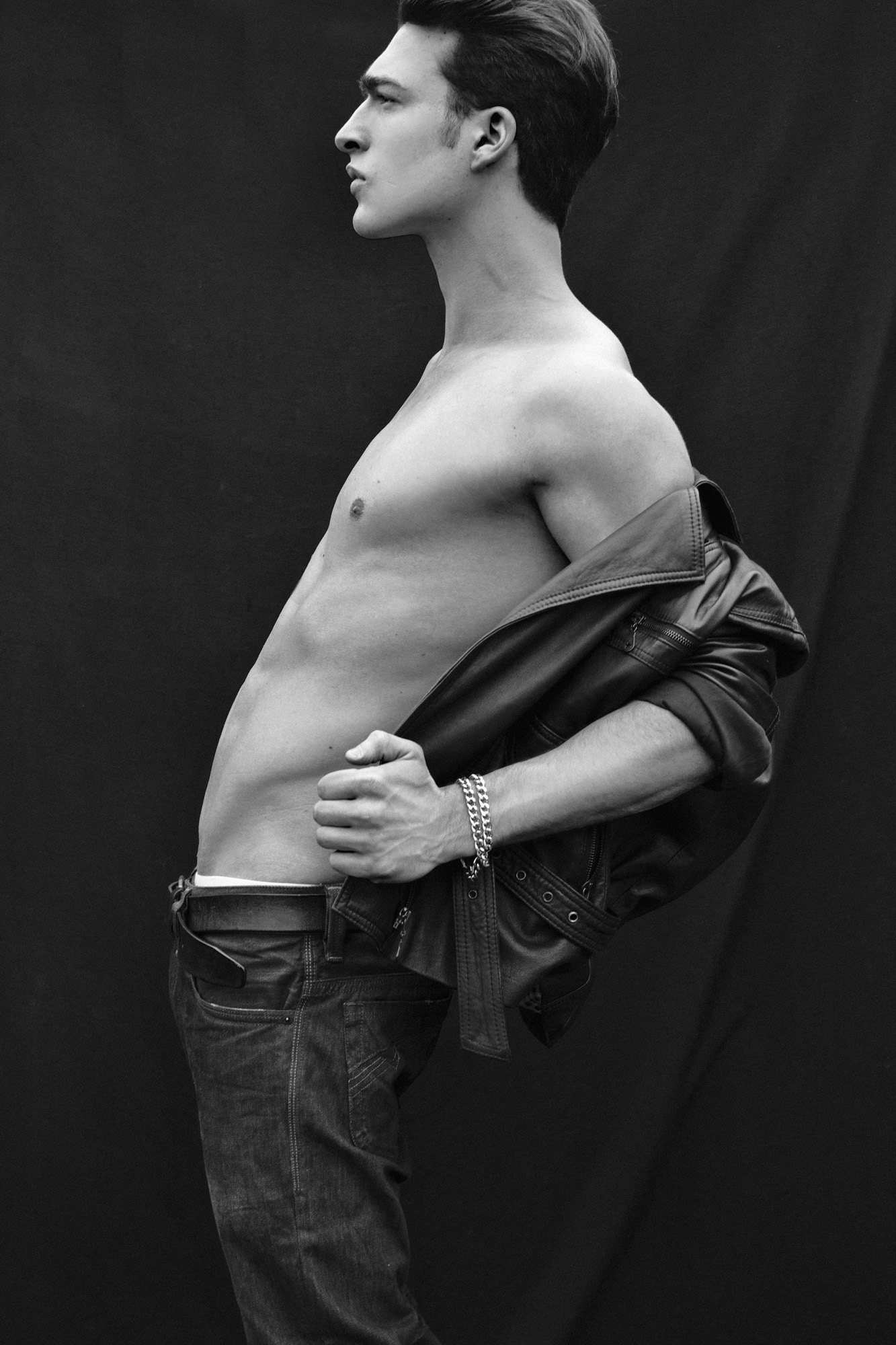 Bryan — Model & Host in Cr&eacute;teil photo 10