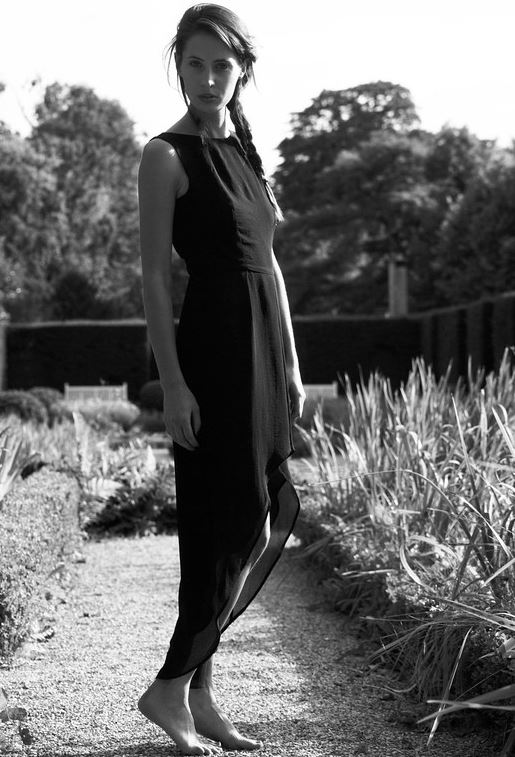 Manon — Model & Hostess in Paris photo 17