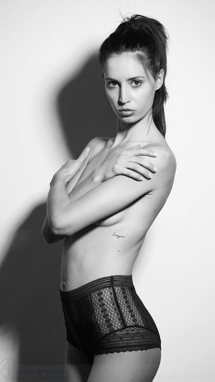 Manon — Model & Hostess in Paris photo 20