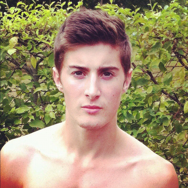 Bastien — Model & Host in Nantes photo 2