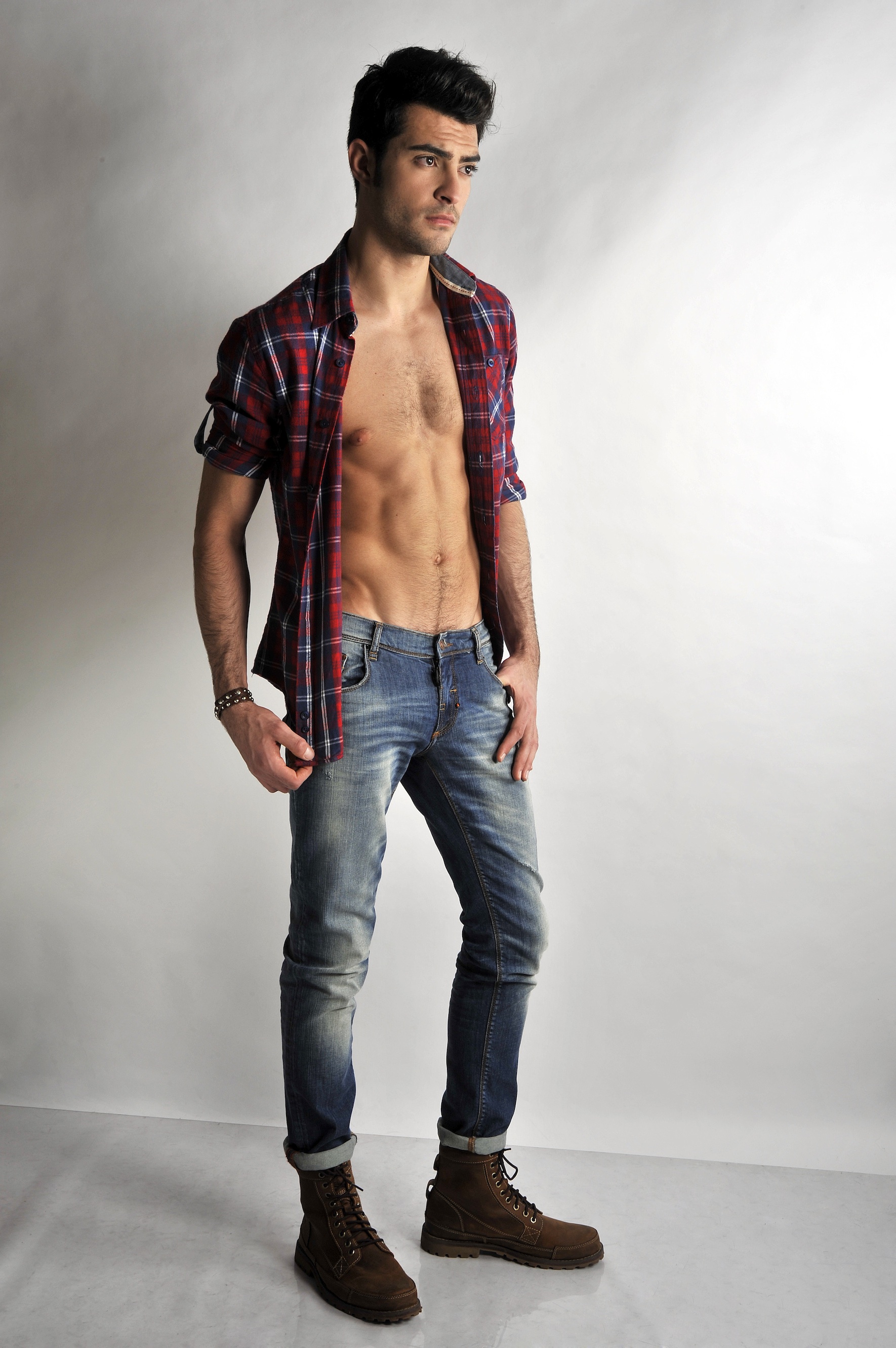 Gabriele — Model & Host in Varese photo 1