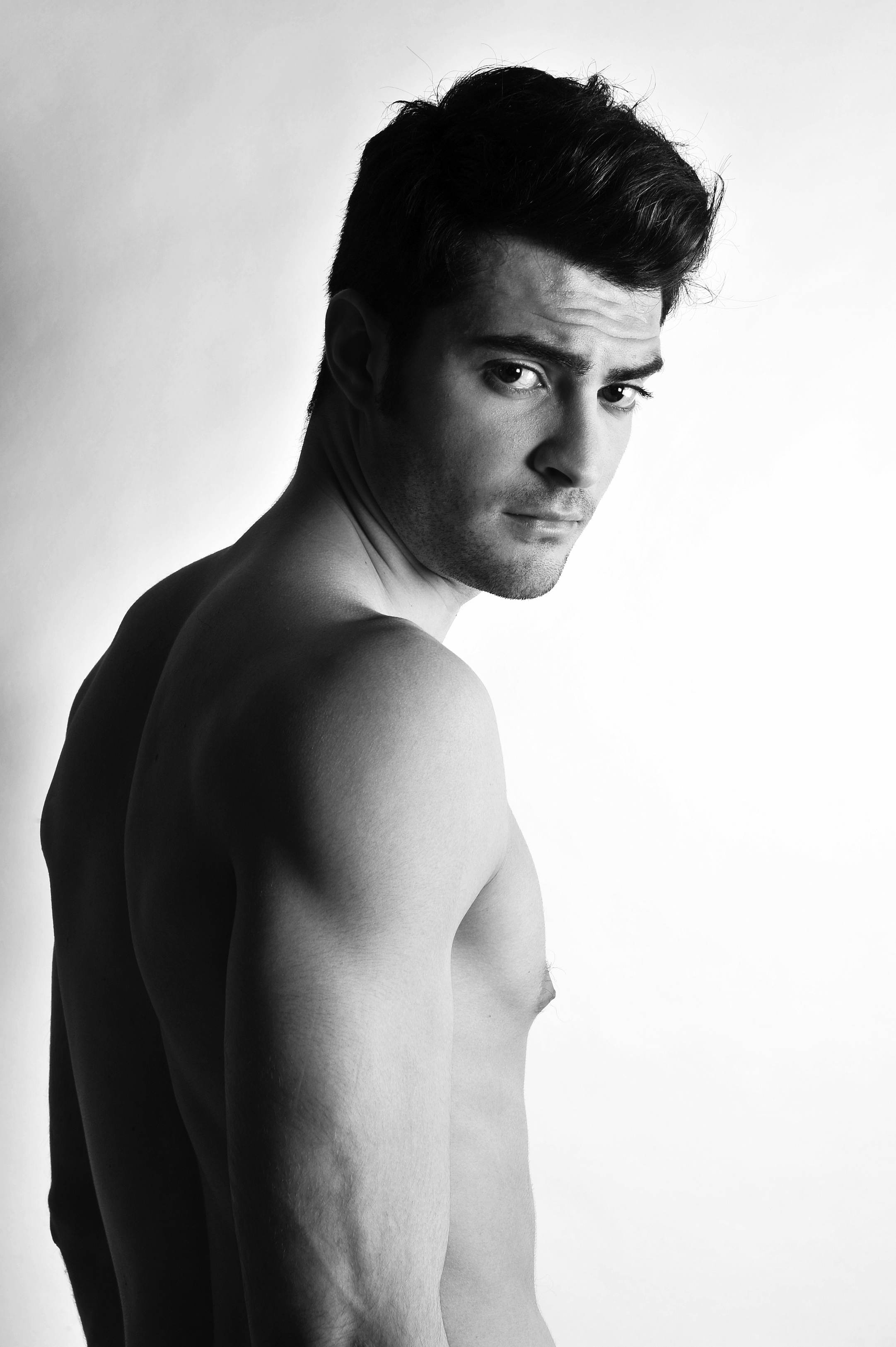 Gabriele — Model & Host in Varese photo 2