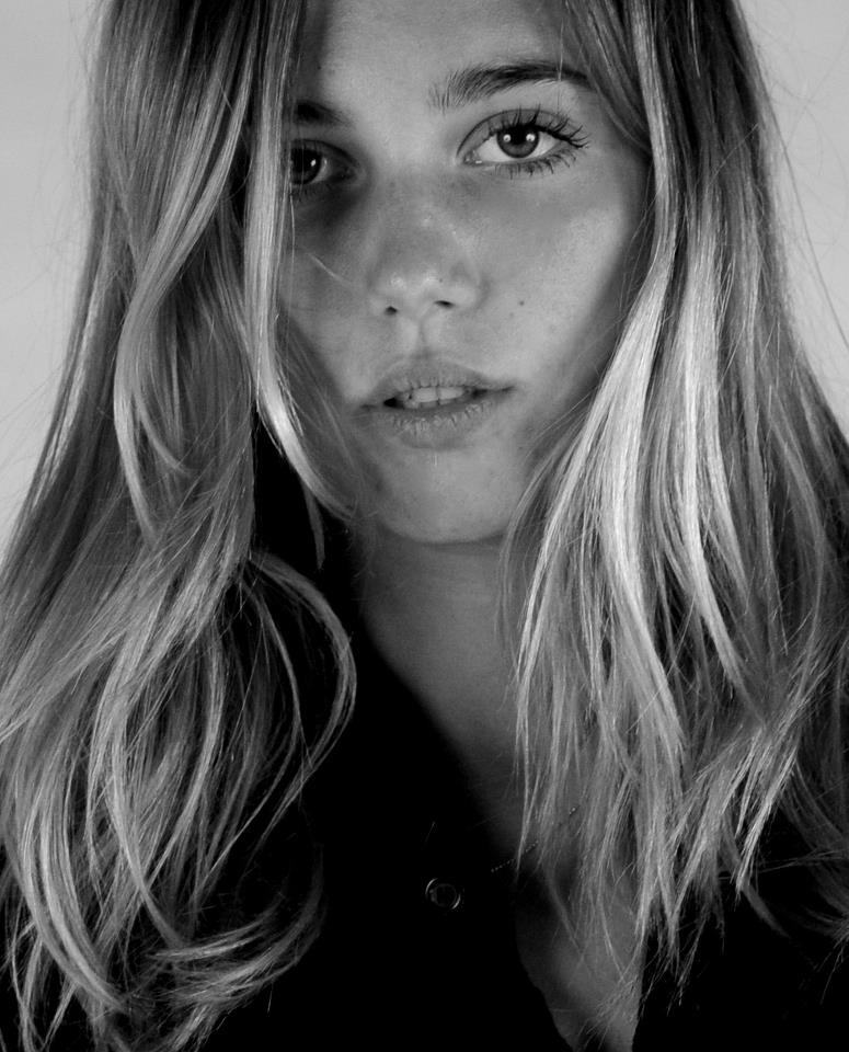 Francesca — Model & Hostess in Brescia photo 3