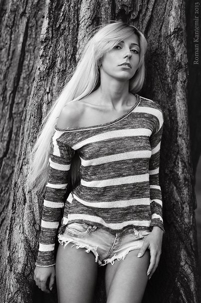Nataliia — Model & Hostess in Milano photo 2