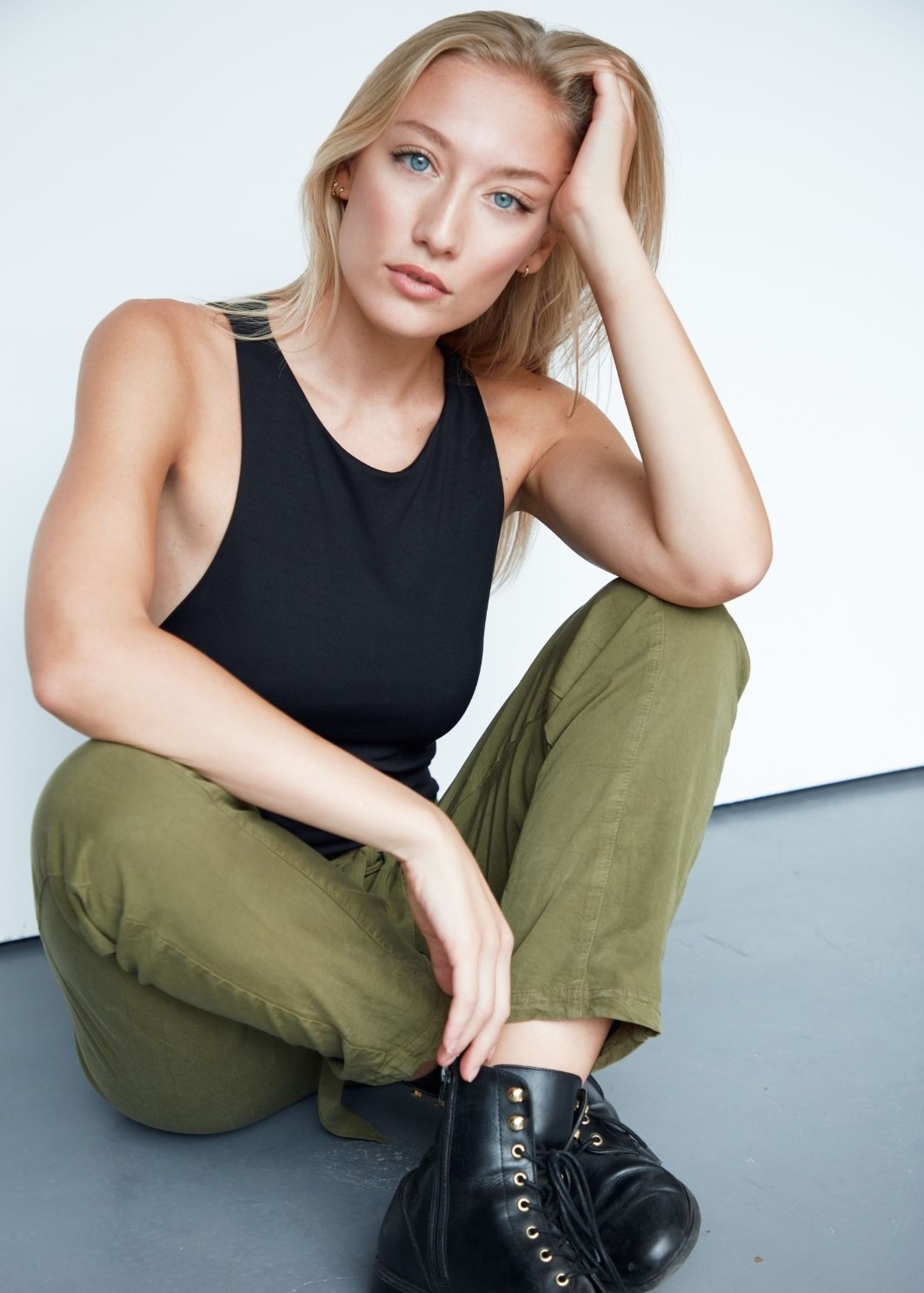 Cristina — Model & Hostess in Milano photo 1