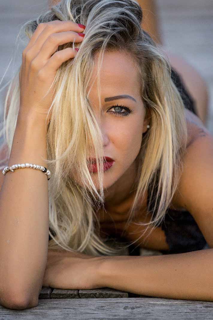Lisa — Model & Hostess in Venezia photo 6