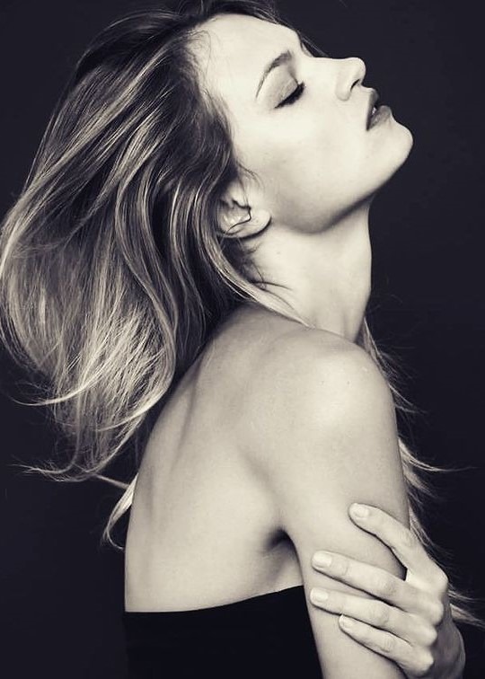 Tatiana — Model & Hostess in Milano photo 22