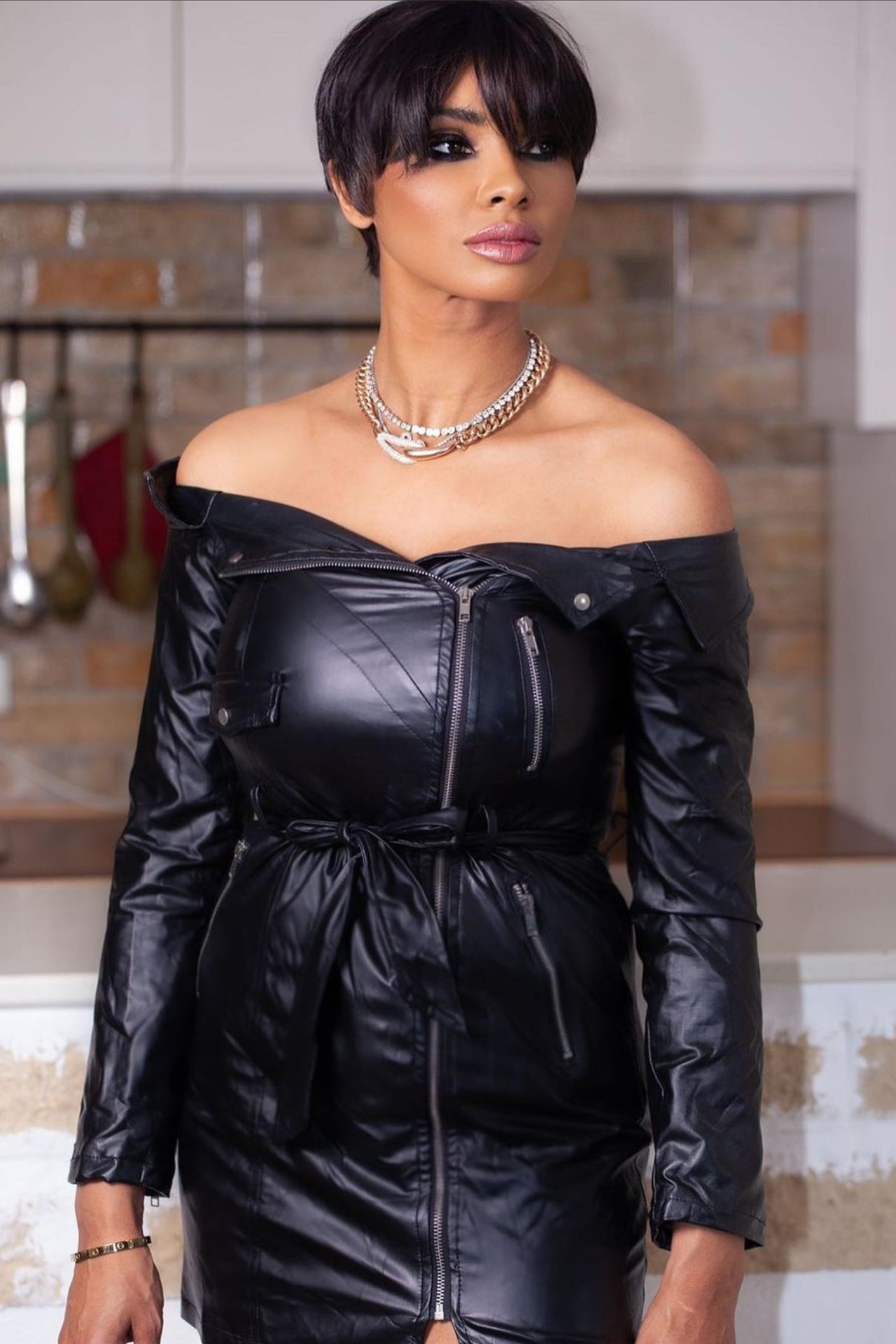 Laurette — Model & Hostess in Paris photo 7
