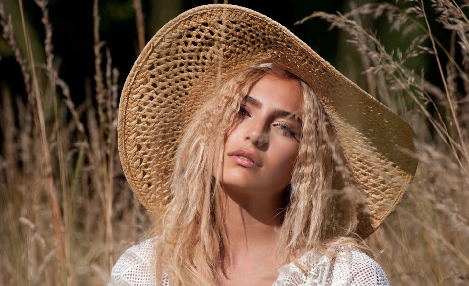 Lioudmila — Model & Hostess in Lyon (provisoire) photo 9
