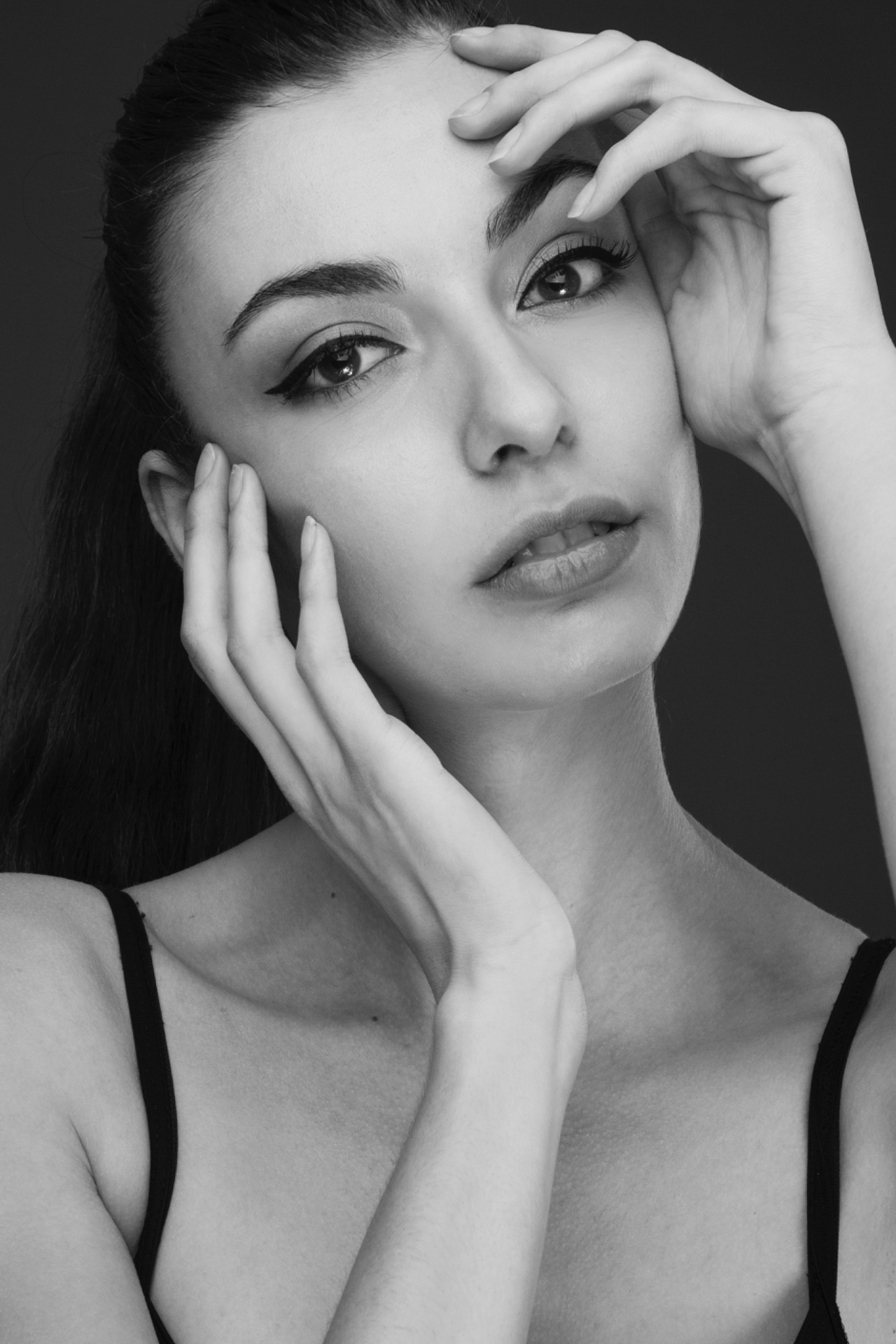Federica photo 12 | Eye On Model
