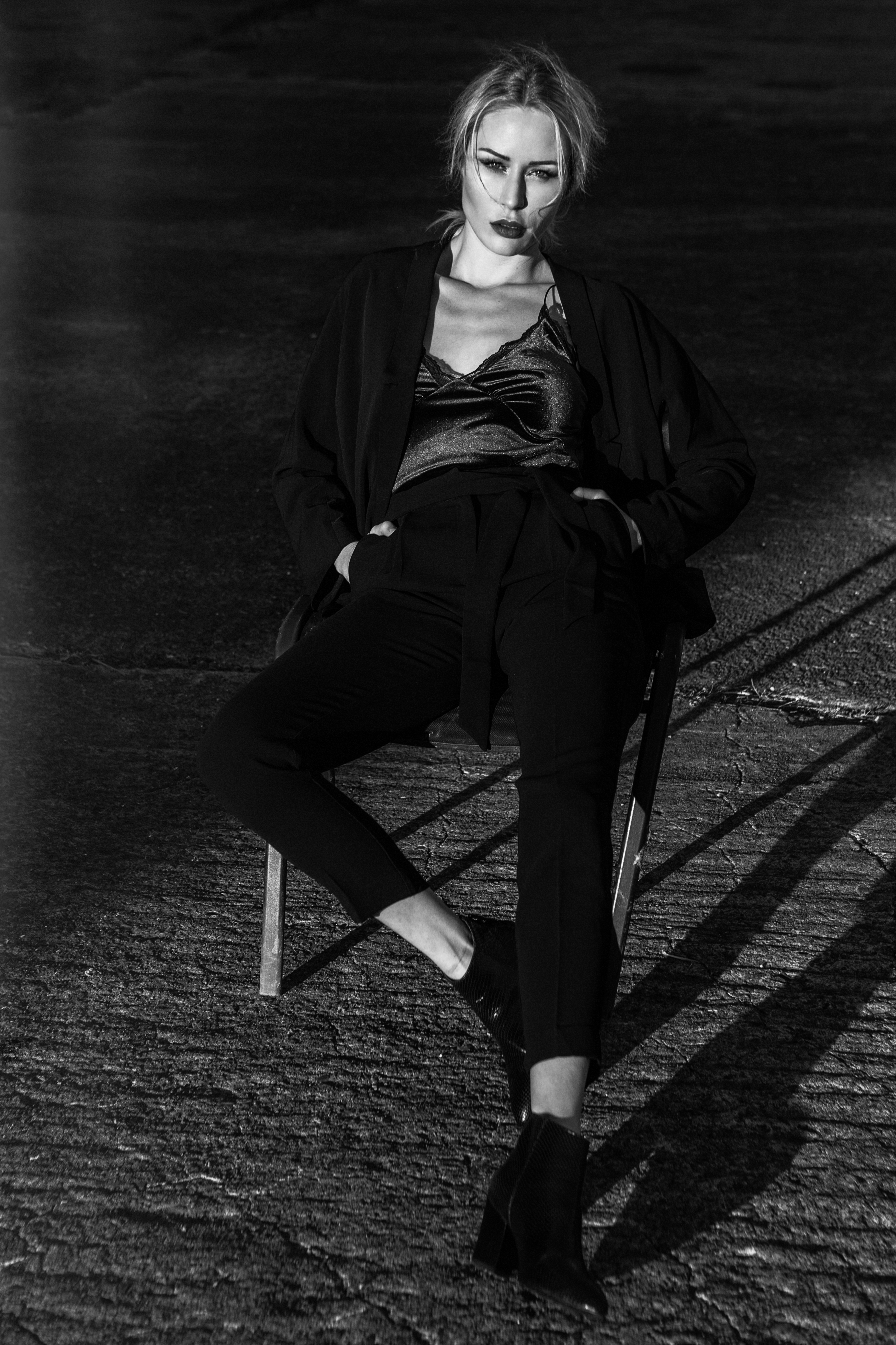Stephanie — Model & Hostess in Paris photo 15