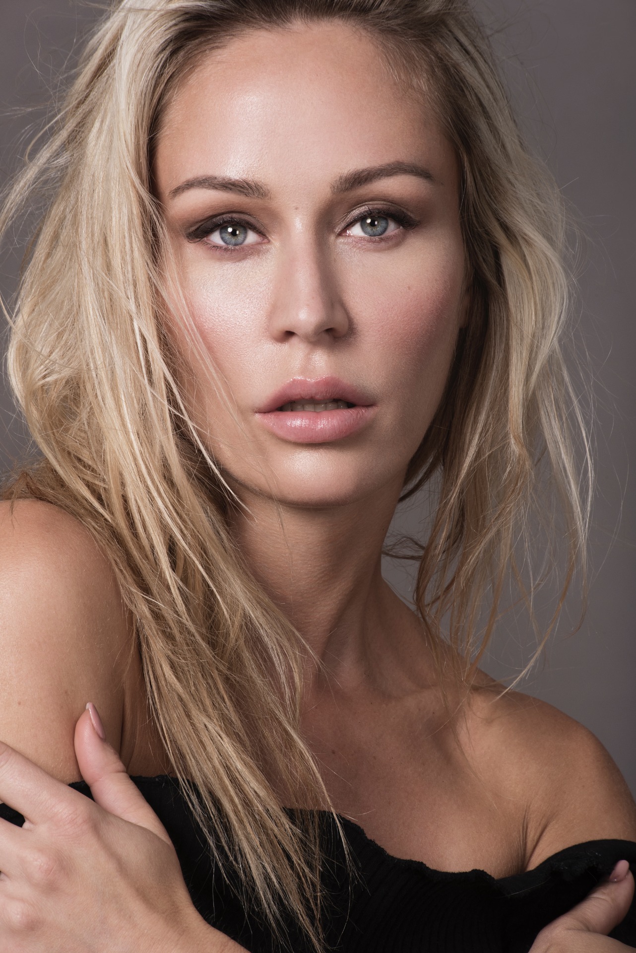 Stephanie — Model & Hostess in Paris photo 53