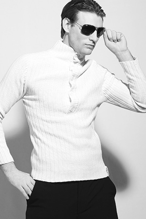 Chris — Model & Host in Bobigny photo 3