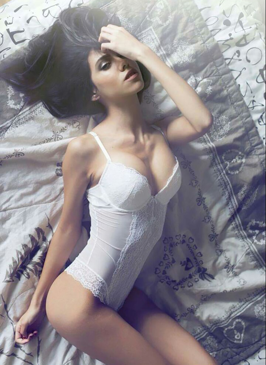 Sonaly — Model & Hostess in Milano photo 3