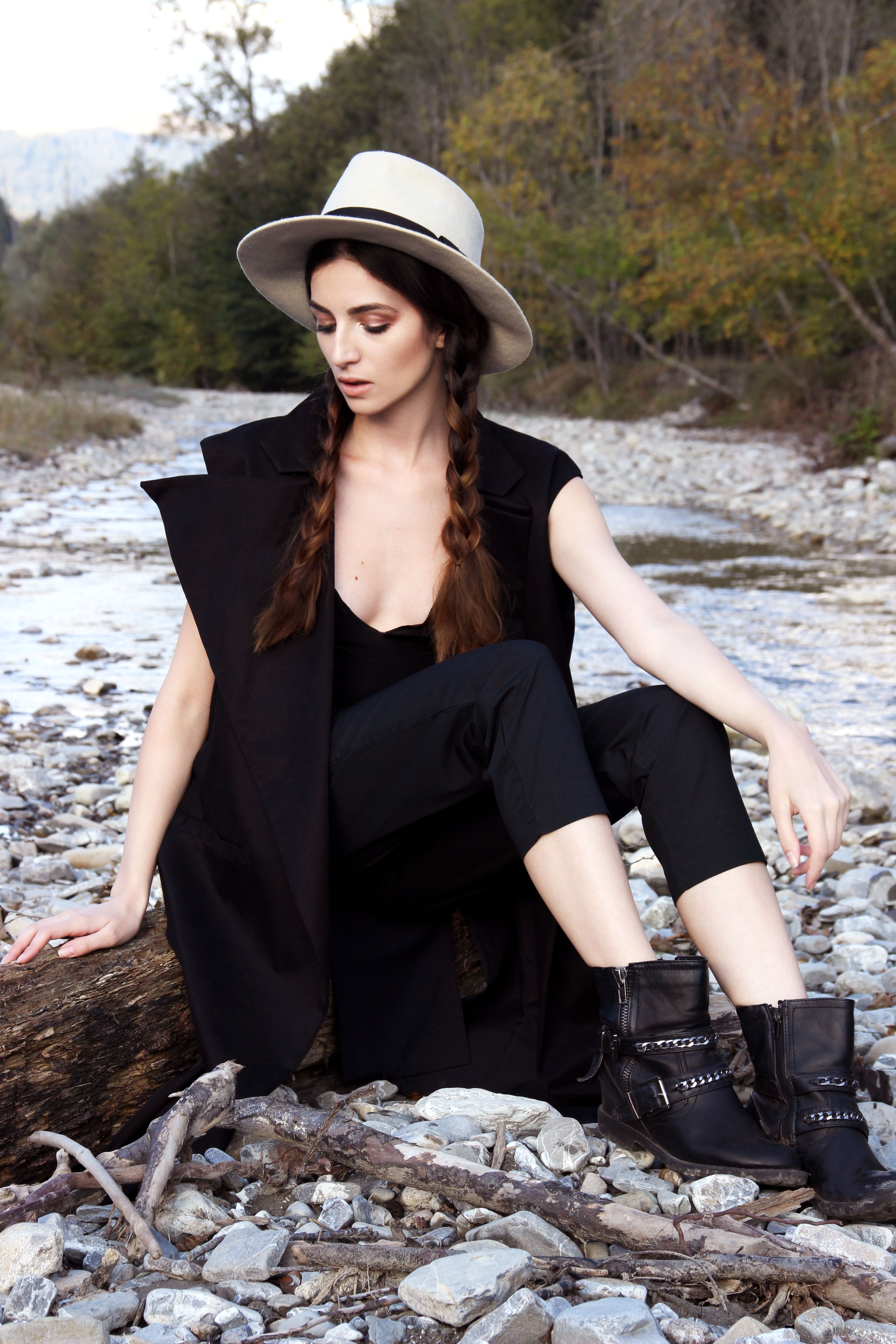Miruna — Model & Hostess in Bucuresti photo 17