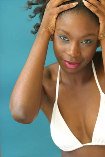Alli Samirath — Model & Hostess in Nanterre photo 2