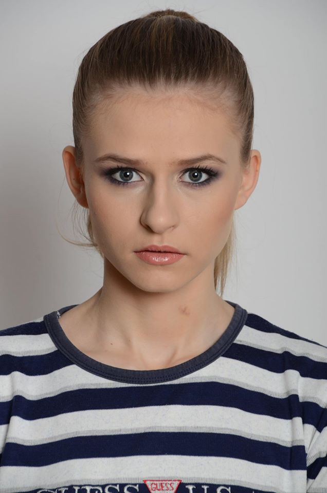 Lorena — Model & Hostess in Bucuresti photo 5