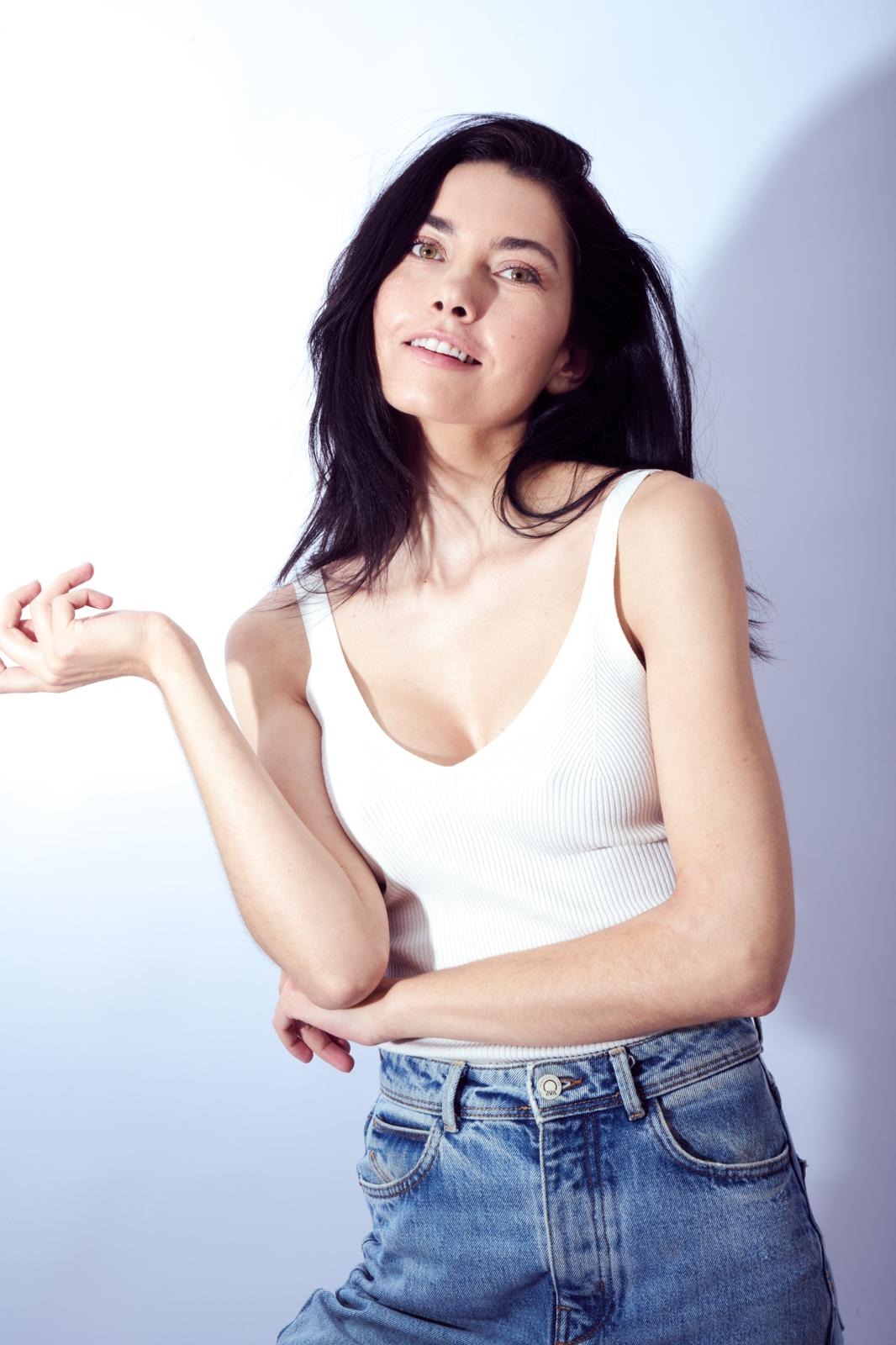 In&egrave;s — Model & Hostess in Nice photo 23