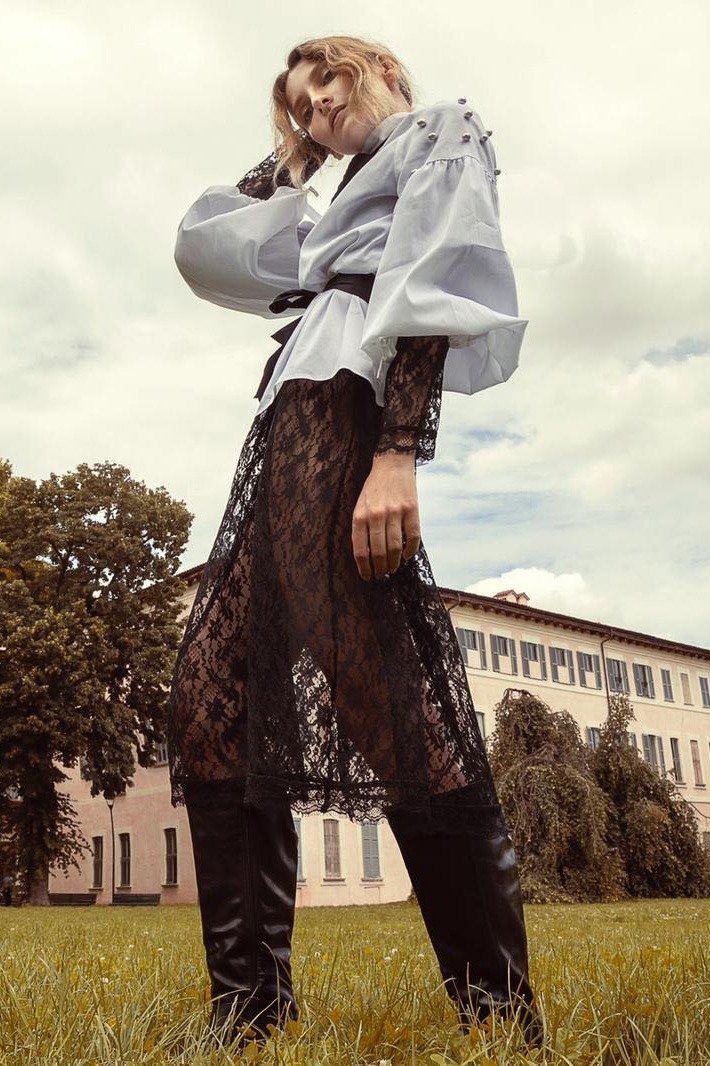 Beatrice — Model & Hostess in Milano photo 2