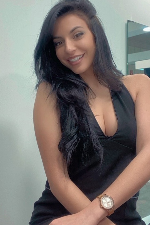 Simona — Model & Hostess in Milano photo 11