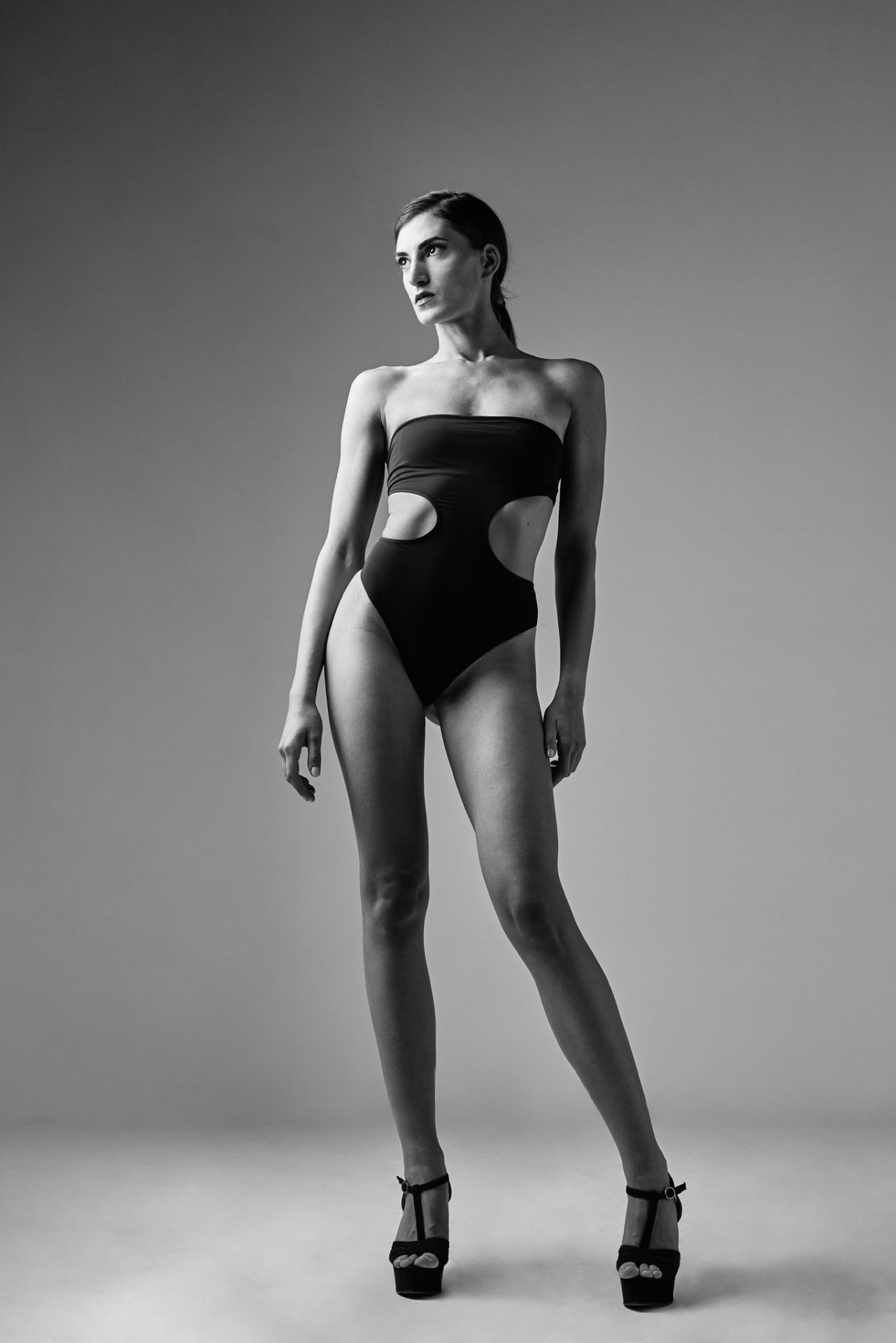 Sara  — Model & Hostess in La Spezia photo 4