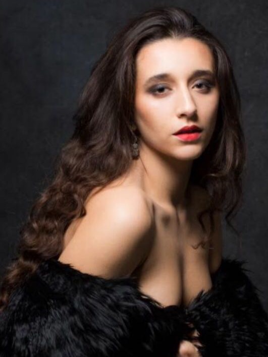 Hana — Model & Hostess in Londra photo 1