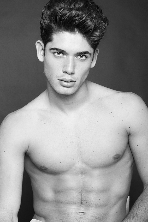 Nicholas — Model & Host in Roma photo 2