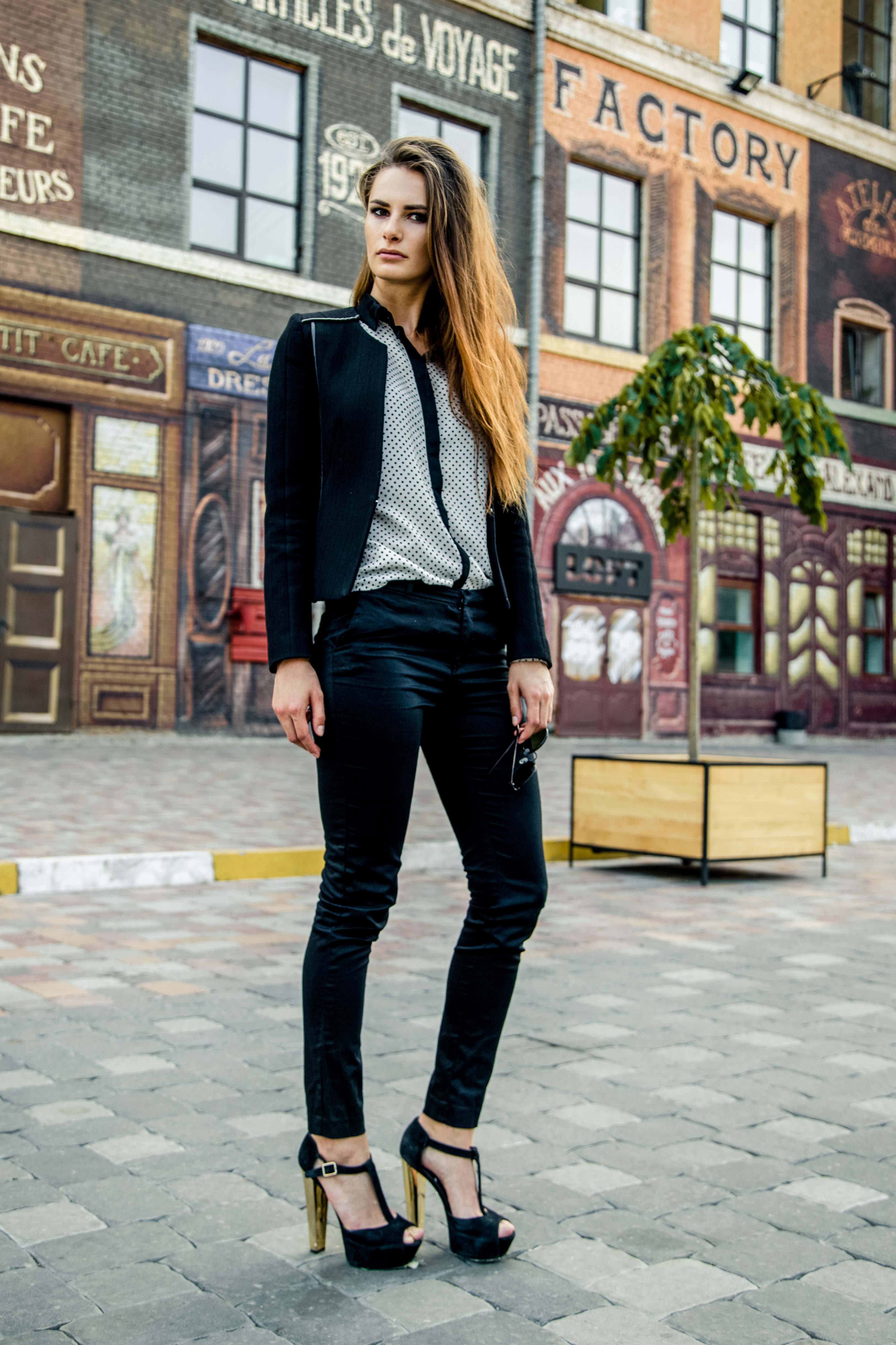 Karyna — Model & Hostess in Kyiv photo 4