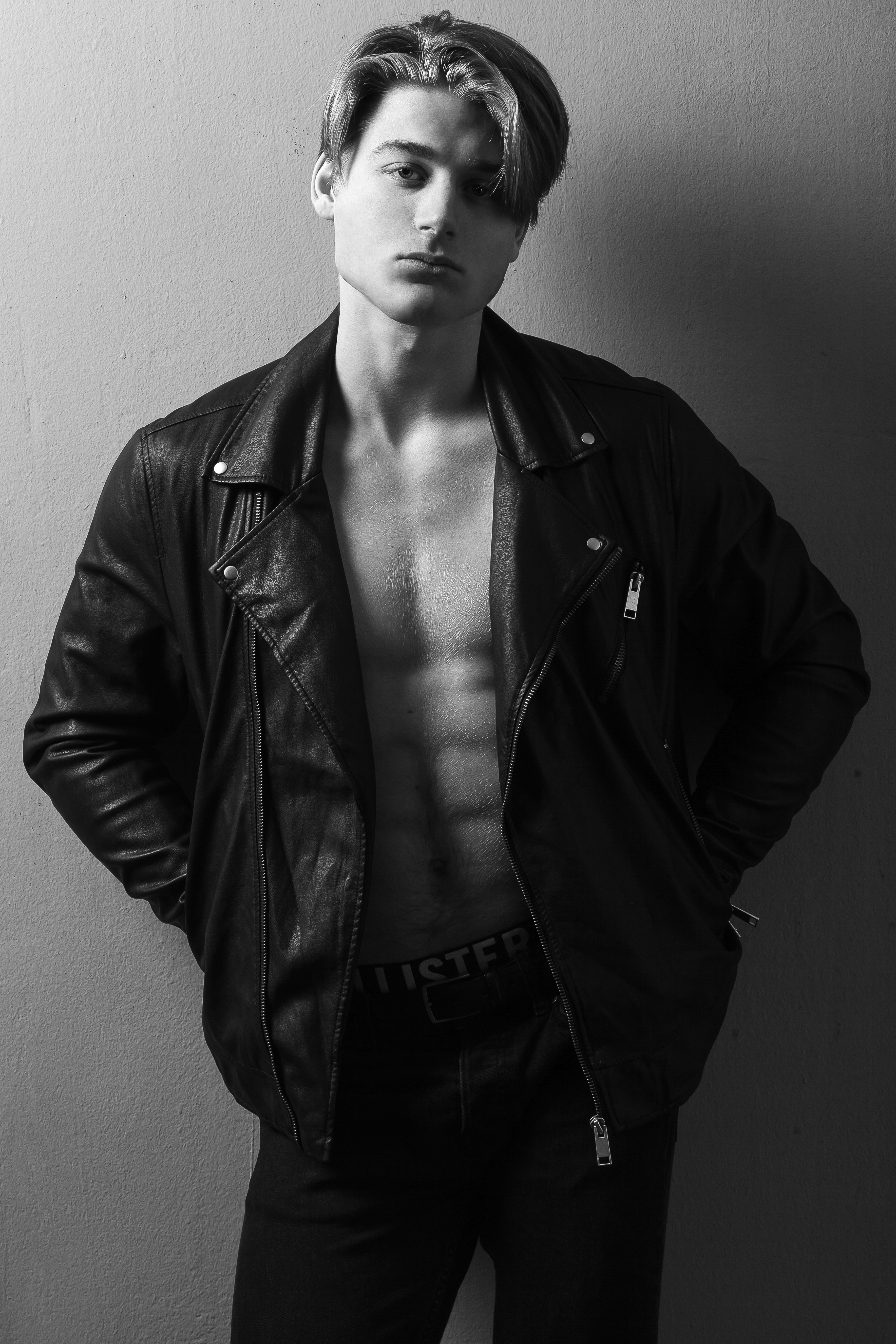 Mattia — Model & Host in Milano photo 4