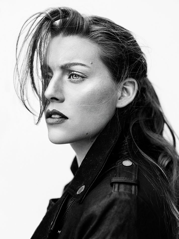 Elise — Model & Hostess in Lille photo 5