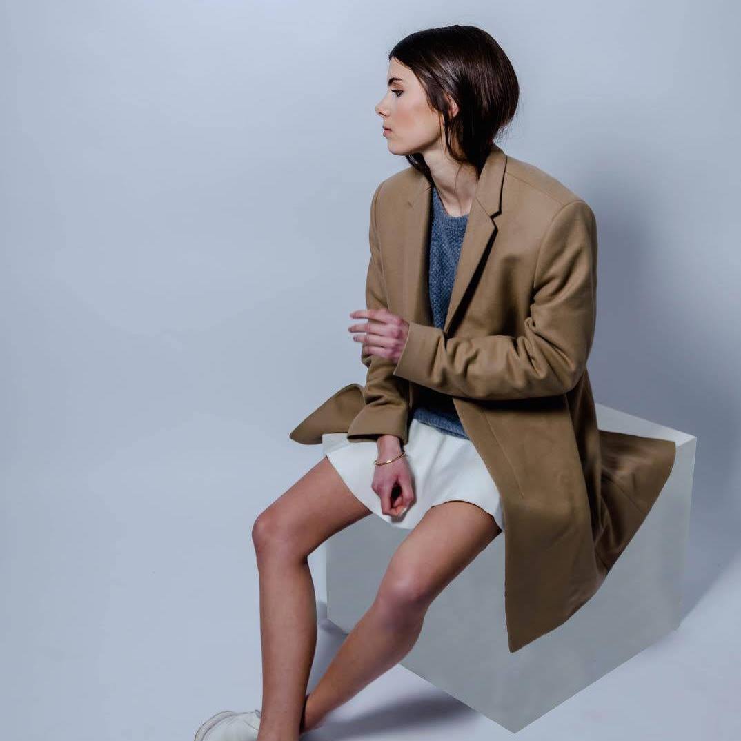 Camille — Model & Hostess in Paris photo 3