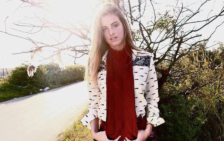 Elise — Model & Hostess in Paris photo 4