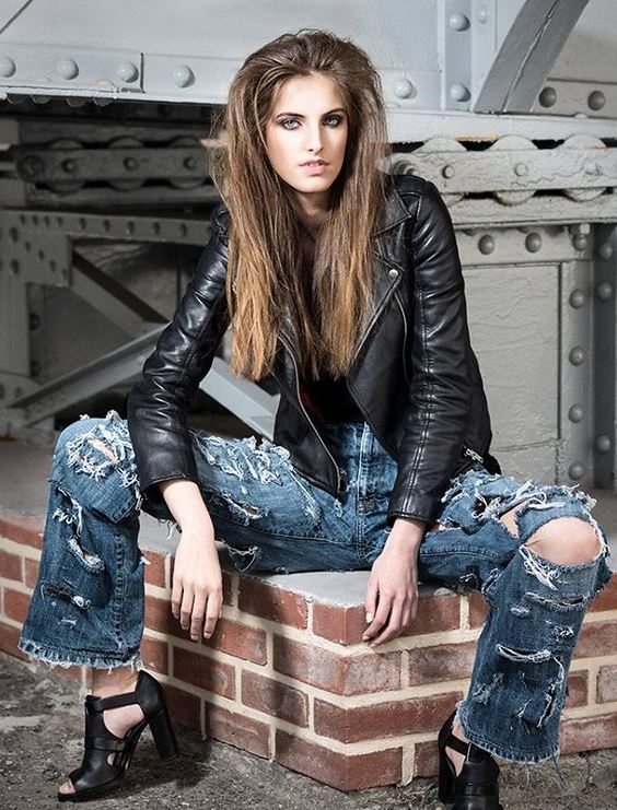 Elise — Model & Hostess in Paris photo 5